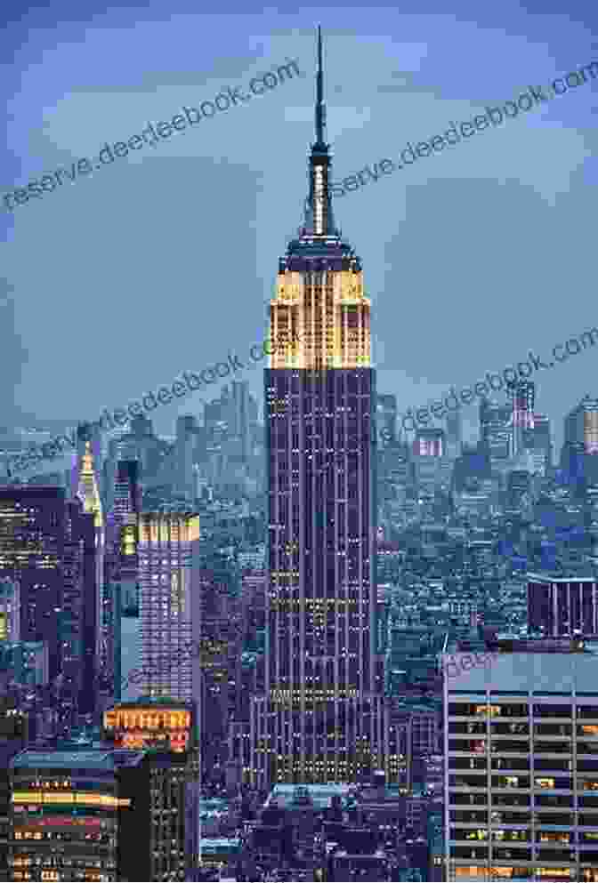 The Iconic Skyline Of New York City, With The Empire State Building In The Center. Come With Me To New York: A Newyorker Guides You In The Big Apple